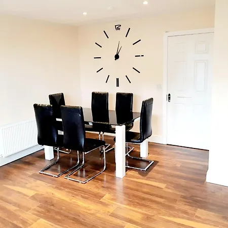 Private 3 Bedroom House In Town * Wexford